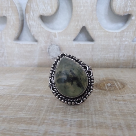 PREHNITE SILVER STONE RING NWOT - Picture 3 of 7